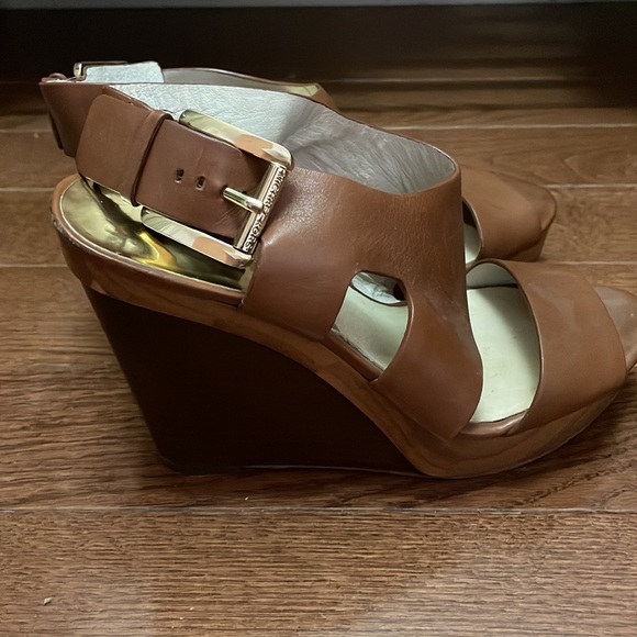 Michael Michael Kors Josephine Wedge - Picture 2 of 5